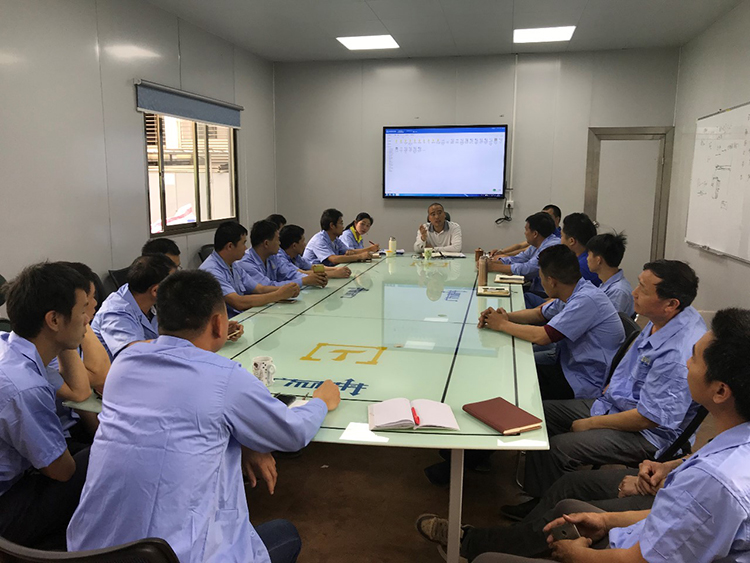 廣東梯井2018年工程部第一次安全會議暨廣東梯井舊樓加裝電梯現場會剪影 廣東梯井2018年工程部第一次安全會議暨廣東梯井舊樓加裝電梯現場會剪影